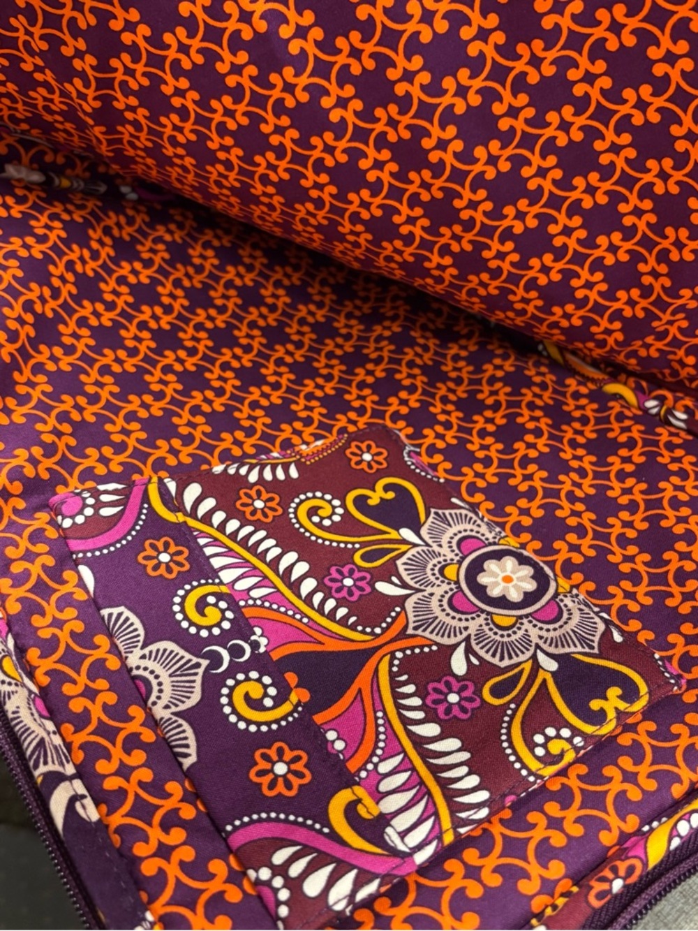Vera Bradley Safari Sunset Set - Picture 3 of 5